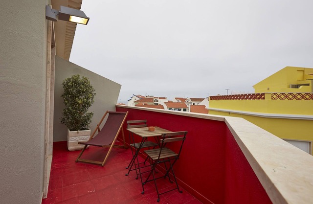 Apartment Casa das Aguarelas, 3rd Left