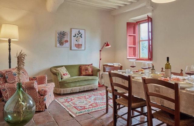 Apartment 'Casa Sulle Colline Per 6 Persone' with Shared Garden, Wi-Fi and Air Conditioning