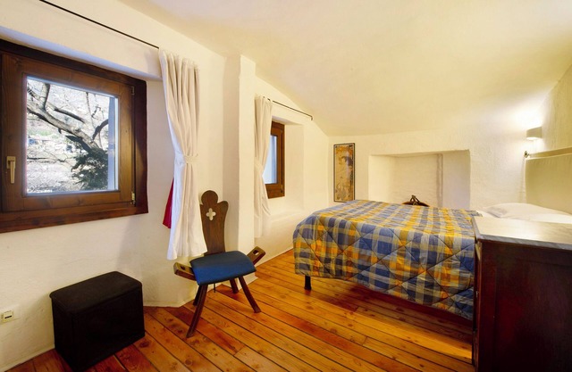 Apartment 'Cascina Des Religieuses - Tilleul' with Mountain View, Private Terrace and Wi-Fi