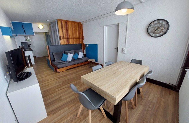 Apartment Chamrousse1750 45m² 6/7 people, at the foot of the slopes and the resort center