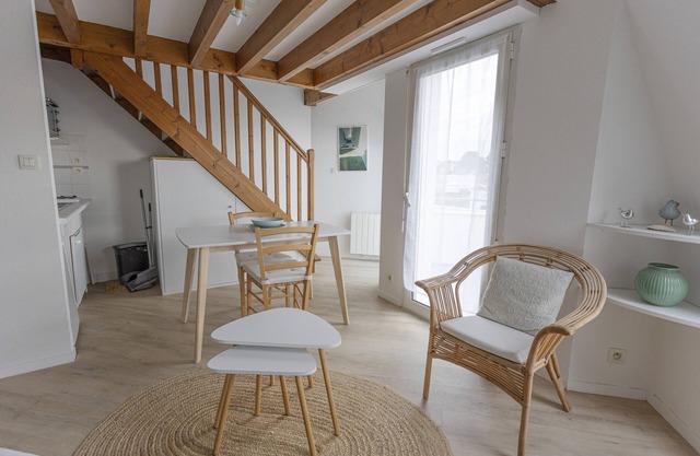Apartment 'Charmant Duplex' with Balcony and Wi-Fi