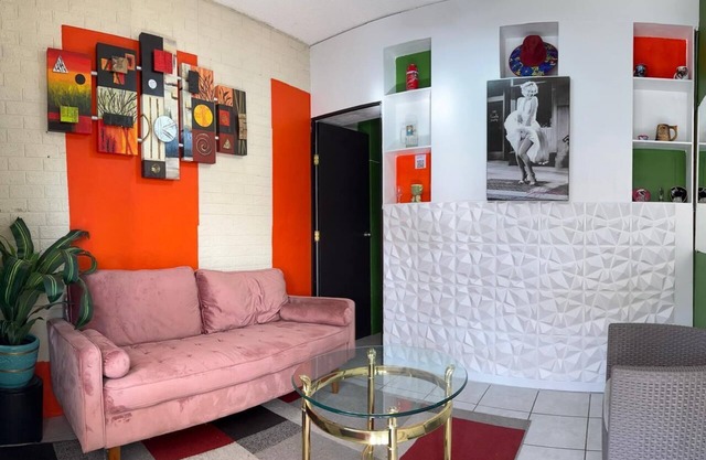 Apartment close to the border and airport, downtown