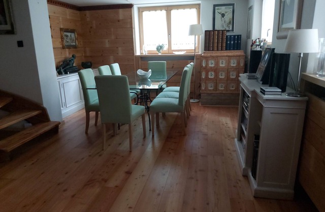 APARTMENT CORTINA 1956