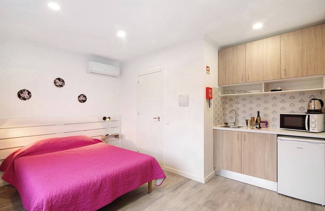 Apartment 'Cosy' with Shared Terrace, Wi-Fi and Air Conditioning