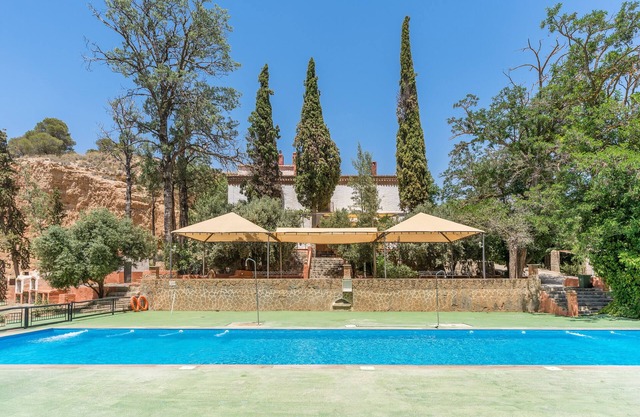 Apartment 'Cueva La Olvidada' with Mountain View, Shared Pool and Wi-Fi