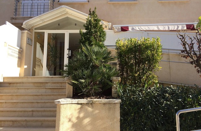 APARTMENT FOR FAMILIES WITH POOL IN CALAFELL, 6 PEOPLE. PARQUINK