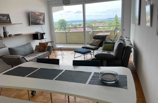Apartment 'Guck Zum Bodensee' with Lake View, Balcony and Wi-Fi