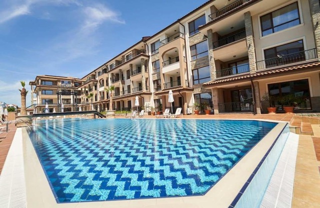 Apartment Happiness included, Sarafovo