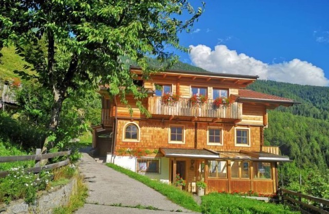Apartment Haus Lenzer in Heiligenblut - 6 persons, 2 bedrooms