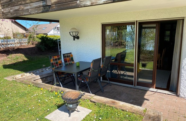 Apartment 'Heinrich' with Private Terrace, Private Garden and Wi-Fi