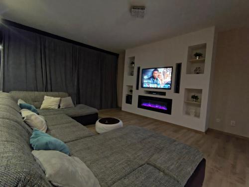 Apartment I&M - self check in - free parking -