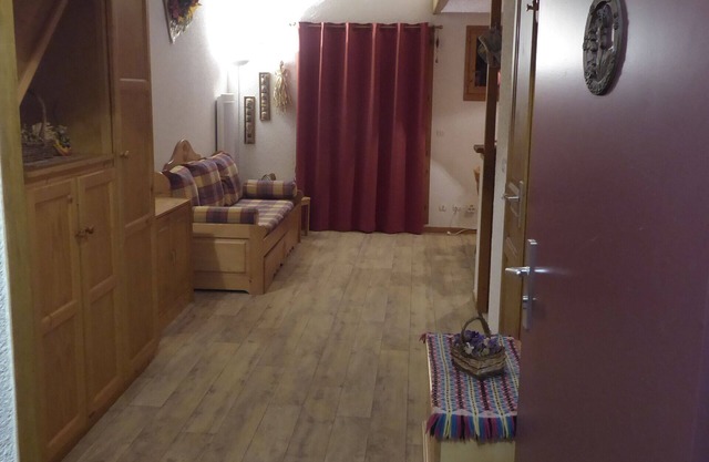 Apartment in 4-storey chalet building