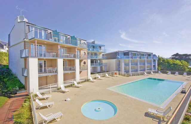 Apartment in Audierne near Trescadec Beach
