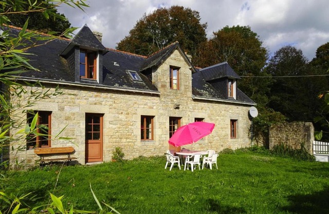 Apartment in Bénodet near Sandy Beaches