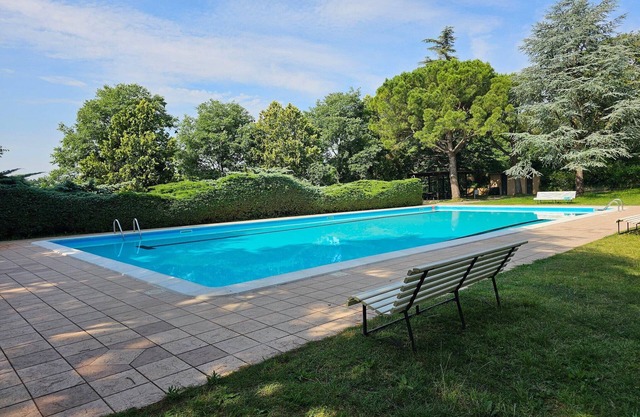 Apartment in Colà near Thermal Park & Lake