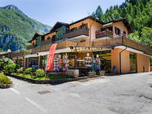Apartment in Ledro by Lake & Dolomites