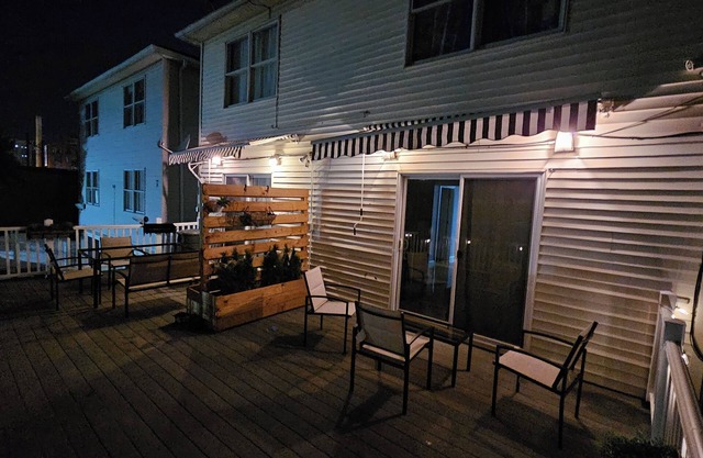 Apartment in Newark nConfy very spacious 3br/2ba with decknYouTube/@kadukadu10n