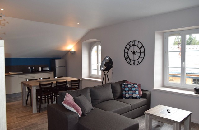 Apartment in the heart of the village 4