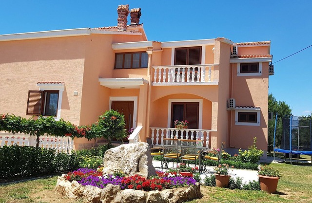 Apartment in Vrsi near the Sea