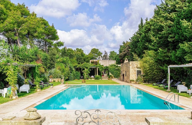 Apartment 'Tenuta Chimeta - Casa Dei Profumi' with Shared Pool, Private Terrace and Wi-Fi