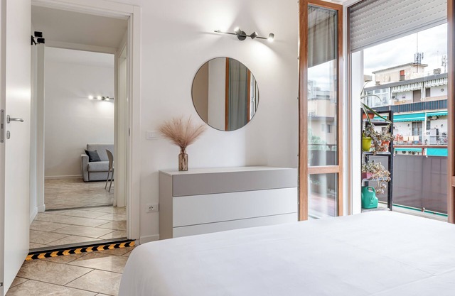 Apartment 'Josephine Florence' with Balcony, Wi-Fi and Air Conditioning