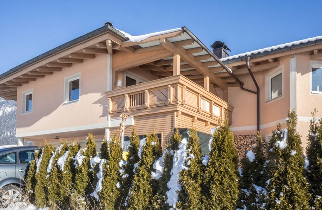 Apartment "Julia" with Mountain View, Private Terrace & Wi-Fi