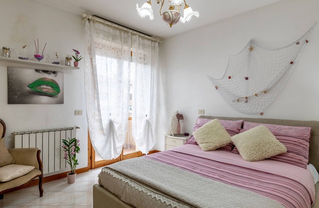 Apartment 'La Casa Di Mihaela In Versilia' with Mountain View, Balcony and Wi-Fi