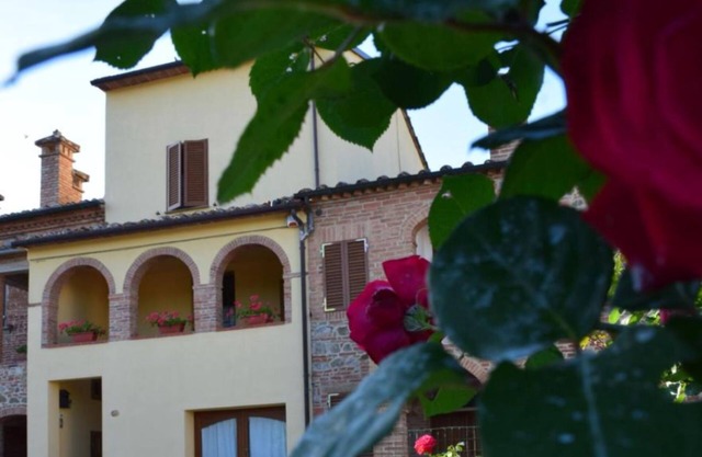 Apartment 'La Piccola Loggia - Amando' with Shared Terrace, Shared Garden and Wi-Fi