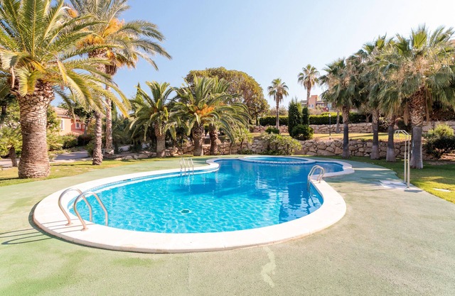 Apartment 'Las Lomas De Bonalba' with Mountain View, Wi-Fi and Air Conditioning