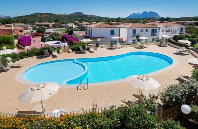 Apartment 'Lazulite - Sardinia Vacation' with Shared Pool, Wi-Fi and Air Conditioning