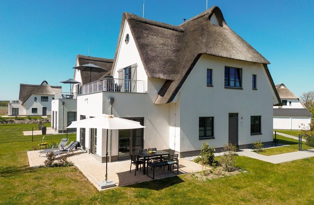 Apartment mit Terrasse - Edvard Grieg - Inseldomizil Stolpe - Urlaub Unter Reet auf Usedom