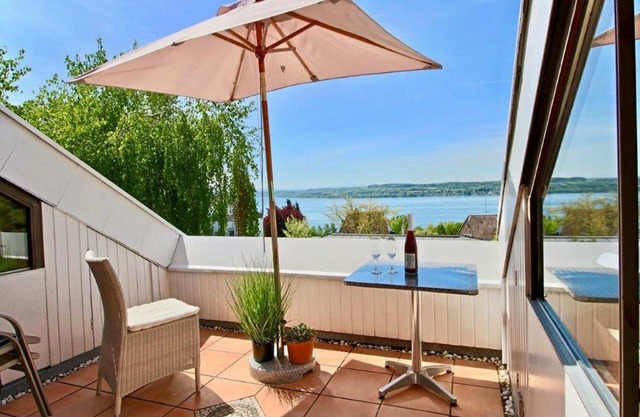Apartment 'Mit Seeblick' with Lake View, Balcony and Wi-Fi