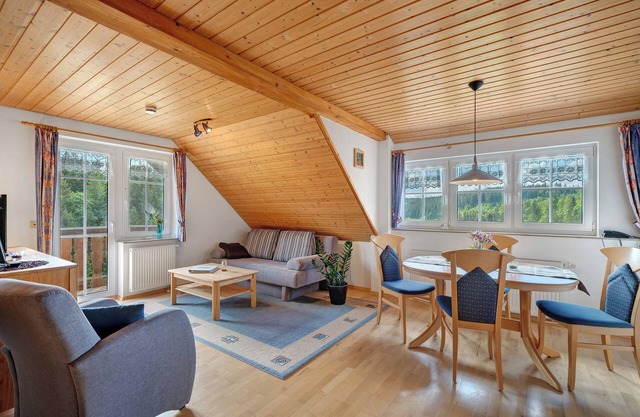 Apartment 'Morgenrot' with Shared Garden, Balcony and Wi-Fi
