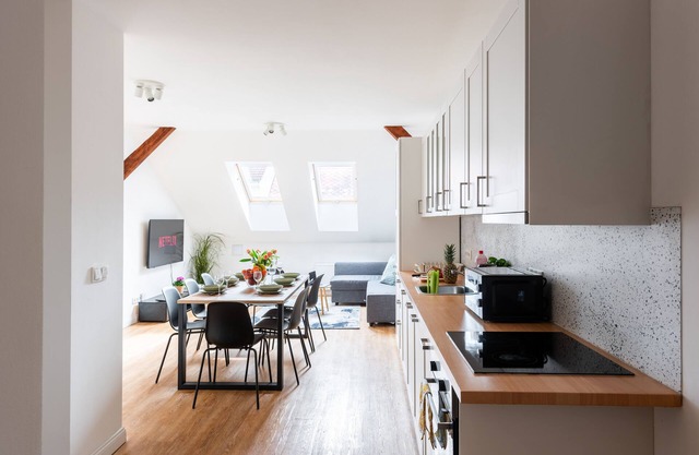 Apartment near Bertramka garden