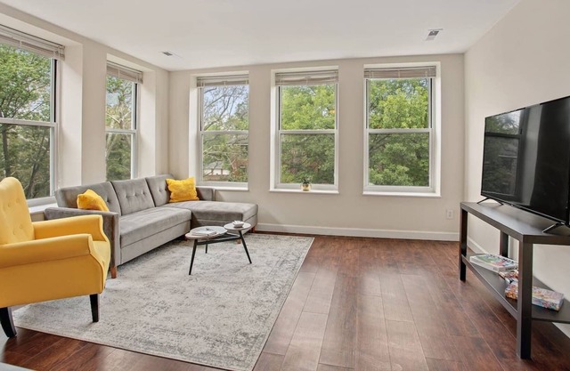 Apartment next to Zoo/Forest Park/WashU