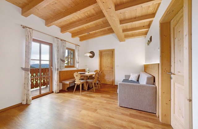 Apartment 'Niederhaushof' with Mountain View, Balcony and Wi-Fi