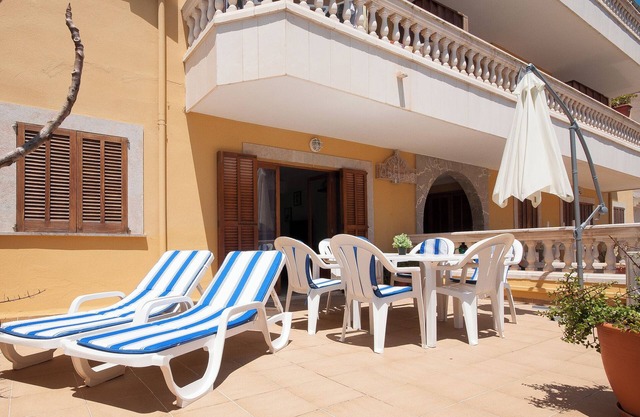 Apartment Obelisc-2 near the Beach with Terrace & Wi-Fi