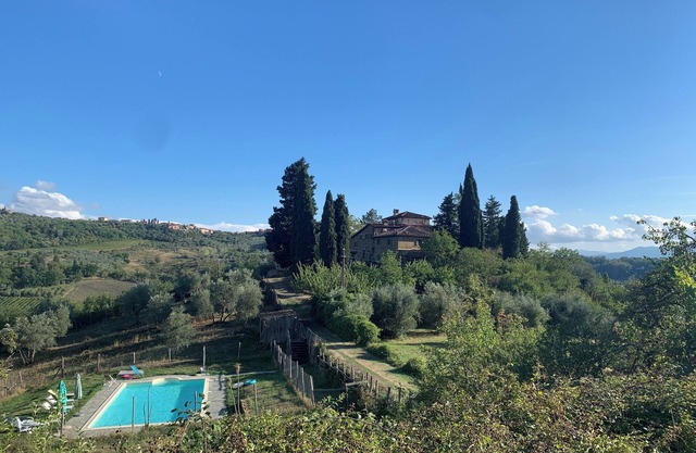 Apartment on 2 floors & private pool for 2 +2