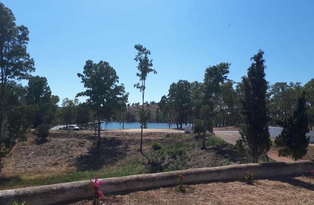 Apartment 'Amoreira' with Lake View, Wi-Fi and Air Conditioning