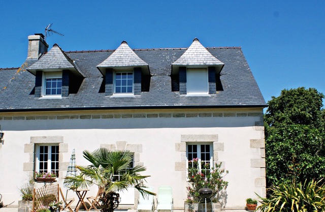 Apartment quiet, rural setting not far from the sandy beaches