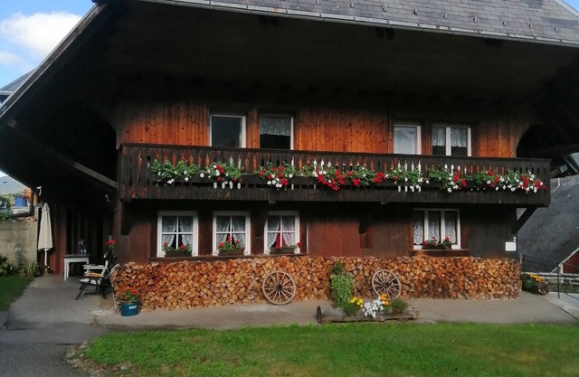 Apartment 'Schwarzwaldferienwohnung Oberle' with Mountain View, Balcony and Wi-Fi