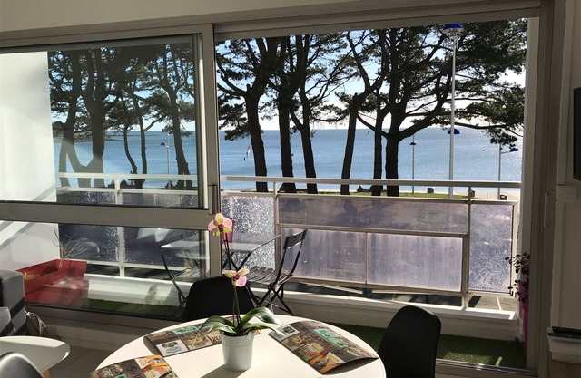 Apartment sea view, beach, Wifi