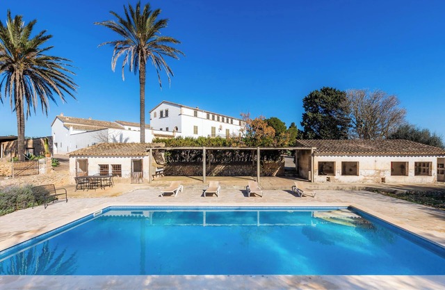 Apartment "Son Crespi Vell" with Pool, Wi-Fi, Terrace & Garden