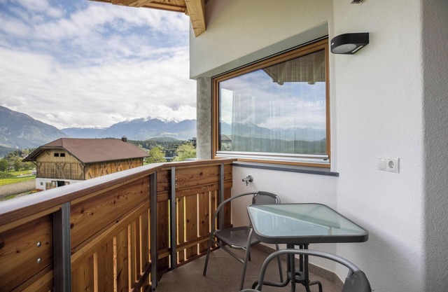 Apartment "Stefansdorf Wohnung 5" with Mountain View, Wi-Fi, Garden & Balcony