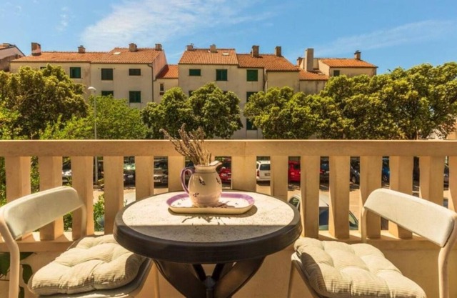 Apartment Tattoo - modern & free parking: A1(2+1) - Makarska, Riviera Makarska, Croatia