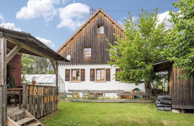 Apartment "Tipihof" with Wi-Fi & Private Terrace