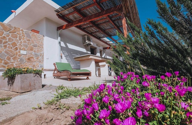 Apartment "Trilocale Luna" with Mountain View, A/C, Garden, Terrace & Grill; Pet Friendly
