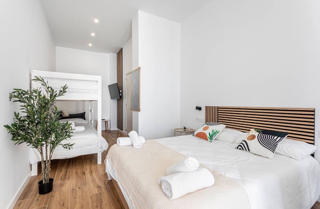 Apartment 'Uruguay 4' with Wi-Fi and Air Conditioning