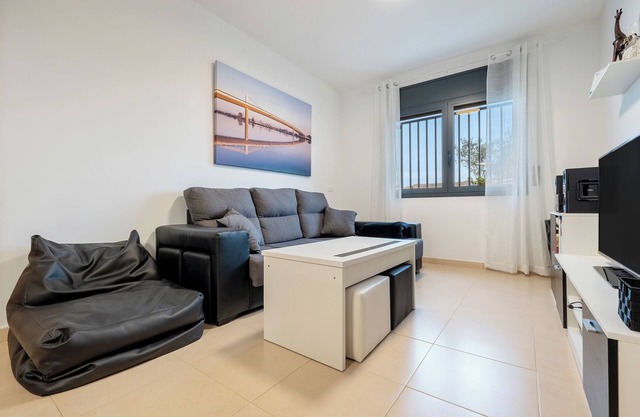 Apartment 'Viudelta' with Mountain View, Private Pool, Air Conditioning and Wi-Fi