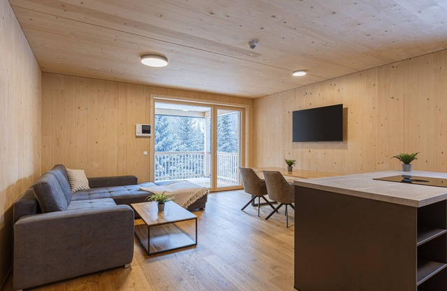 Apartment with 3 bedrooms & sauna